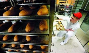 Мелкие производители хлеба вынуждены сливаться с сильными конкурентами. Фото: Алексей Солодунов