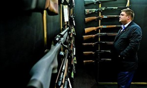 Владельцы оружия обязаны его страховать, однако стоимость полиса не зависит от количества единиц оружия, а срок страхования может составлять от года до трех лет. Фото: PHL
