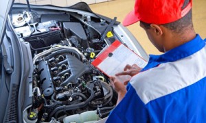 Техосмотры для собственников легковых автомобилей хотят вернуть с 2019 года